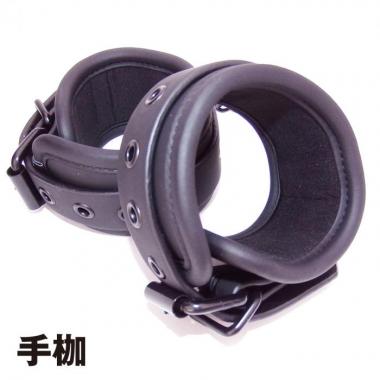 アダルトグッズ、絶対イカせるSMグッズ Bondage Starter Kit(SM七つ道具)の見本画像6